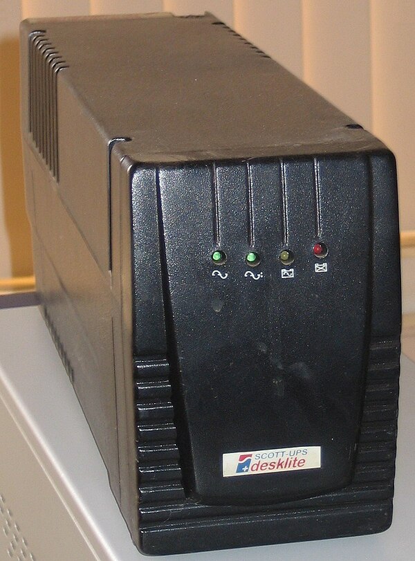 Tower UPS with IEC connectors — typical build from leading manufacturers